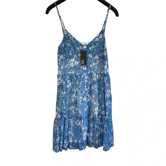NWT Sophie &Trey Floral Blue Dress Size Medium - Picture 1 of 5